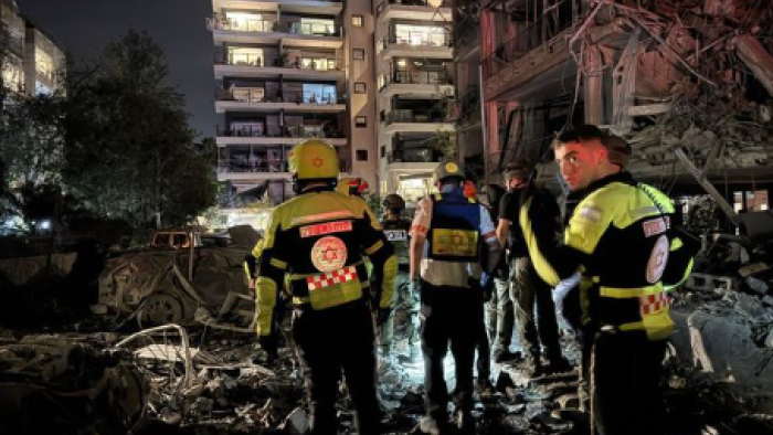 İran'dan İsrail'e Füze Saldırısı: Bölgede Gerilim Tırmanıyor