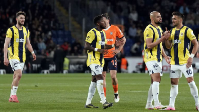 Fenerbahçe, Başakşehir Deplasmanında Farklı Kazandı! Şampiyonluk Takibi Sürüyor