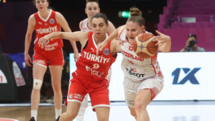 Potanın Perileri İsviçre'yi Rahat Geçti: 91-67!