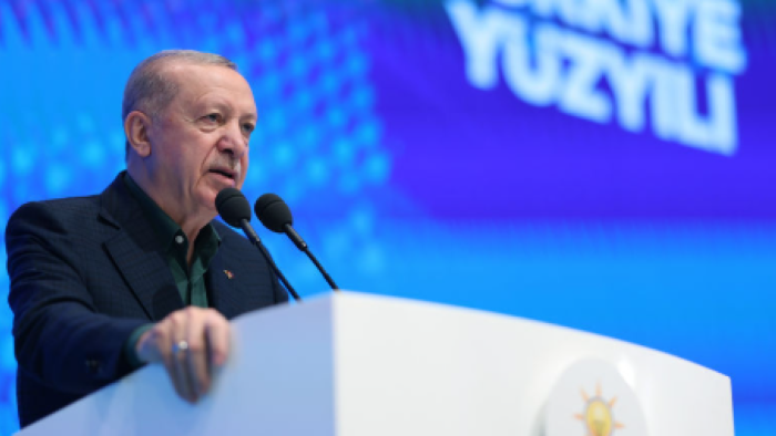 PKK Silah Bıraktı: Erdoğan'dan "Bugün Yeni Gündür" Mesajı, AK Parti, MHP ve DEM'den Üçlü İttifak Sinyali