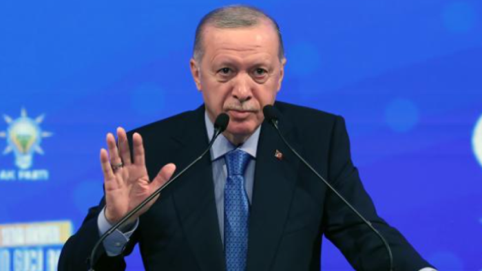 Erdoğan'dan CHP'ye "Rüşvetçi Çeteler" ve "Siyaset Acemisi" Eleştirisi: "Belediyeler Kurtulacak"