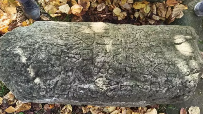 Fatsa'da 1800 Yıllık Mil Taşı, Cami Bahçesinden Tarihi Eser Olarak Kaldırıldı