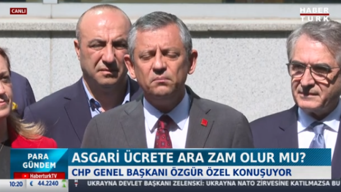 CHP Lideri Özgür Özel'den Asgari Ücret Vurgusu: "3 Bin Lira Eridi, 4 Bin 500 Lirayı Geçecek"