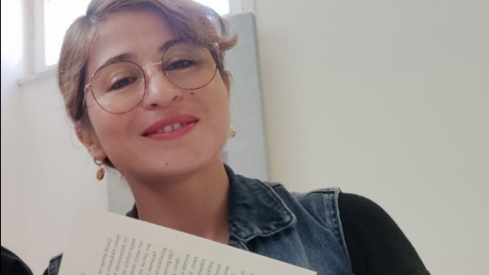 Edebiyat Dünyasına Yeni Bir Nefes: Ceren Acar'dan "Söğüt Ağacının Gölgesinde Büyüyen Deniz"