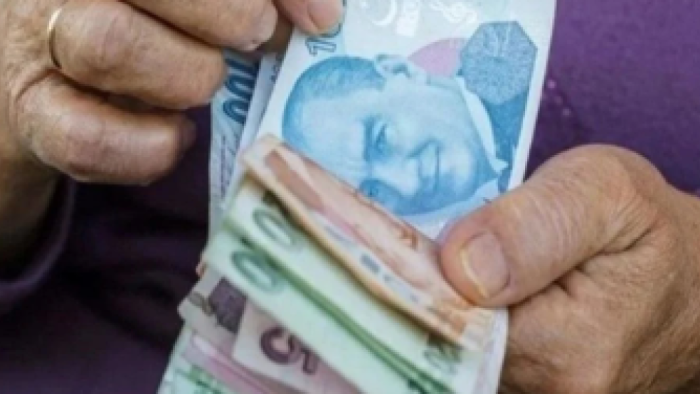 Bayram İkramiyeleri Emeklilerin Hesaplarına Yatırılıyor: Ödemeler 31 Mayıs'ta Başlıyor