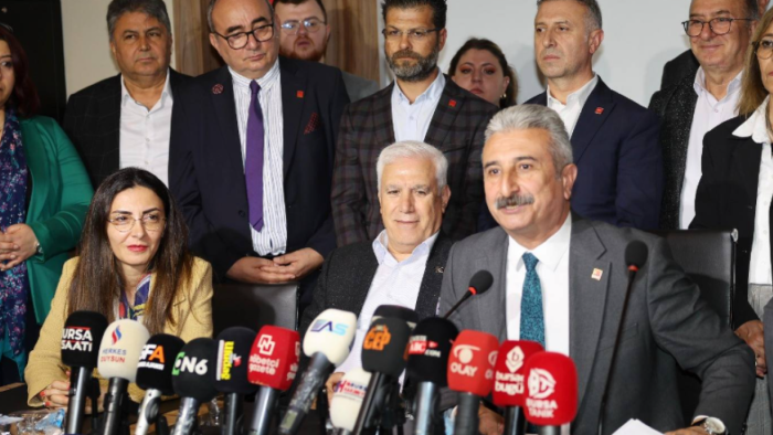 CHP Bursa İl Başkanı Yeşiltaş'tan Sert Tepki: "Mustafa Bozbey'e Hakaret, Bursa Halkına Hadsizliktir!"