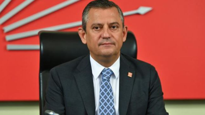 CHP'de "Hukuki Butlan" Depremi: 28 İstifa ile Parti Meclisi Düştü, Olağanüstü Kurultay Kapıda!