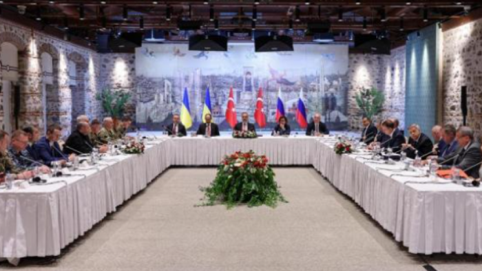 Dışişleri Bakanı Fidan'dan İstanbul'daki Barış Müzakerelerine İlişkin Açıklama: "Kalıcı Barış İçin Çabalarımız Sürecek"