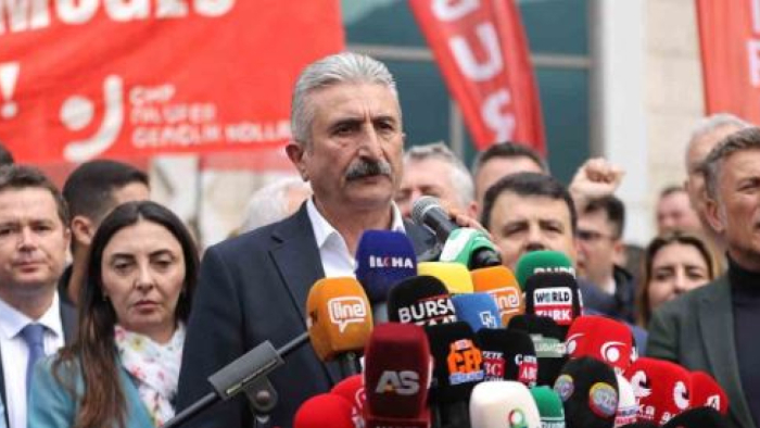 CHP Bursa’da Deprem: Nihat Yeşiltaş Görevden Alındı, Yeni Başkan Turgut Özkan!