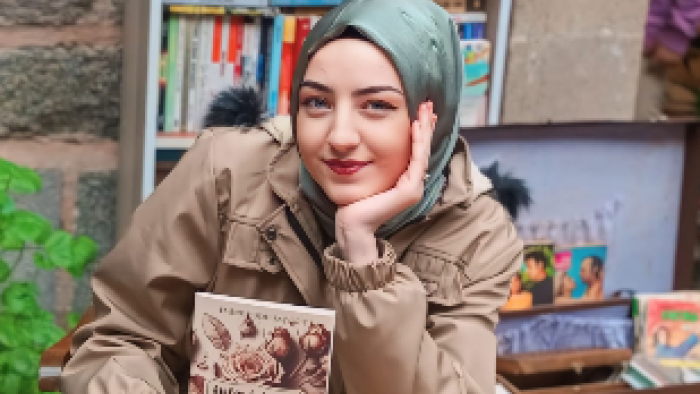 Sessizliğin Sesi Oldu: Afyonkarahisarlı Şair Emine Dudu Başyiğit’ten Gönüllere Yolculuk