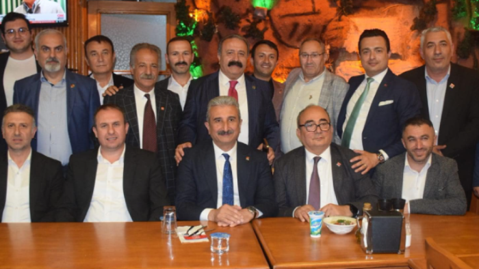 CHP Bursa İl Hemşehri Dernekleri Komisyonu Toplantısı Büyük İlgi Gördü