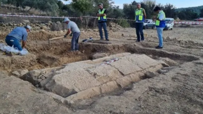 Muğla'da Tarlada 2400 Yıllık Hazine Bulundu!