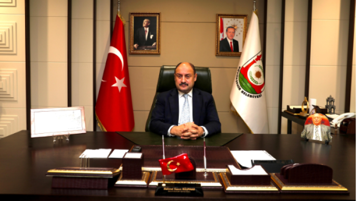 Şanlıurfa Büyükşehir Belediye Başkanı Mehmet Kasım Gülpınar, Yeniden Refah Partisi'nden istifa etti